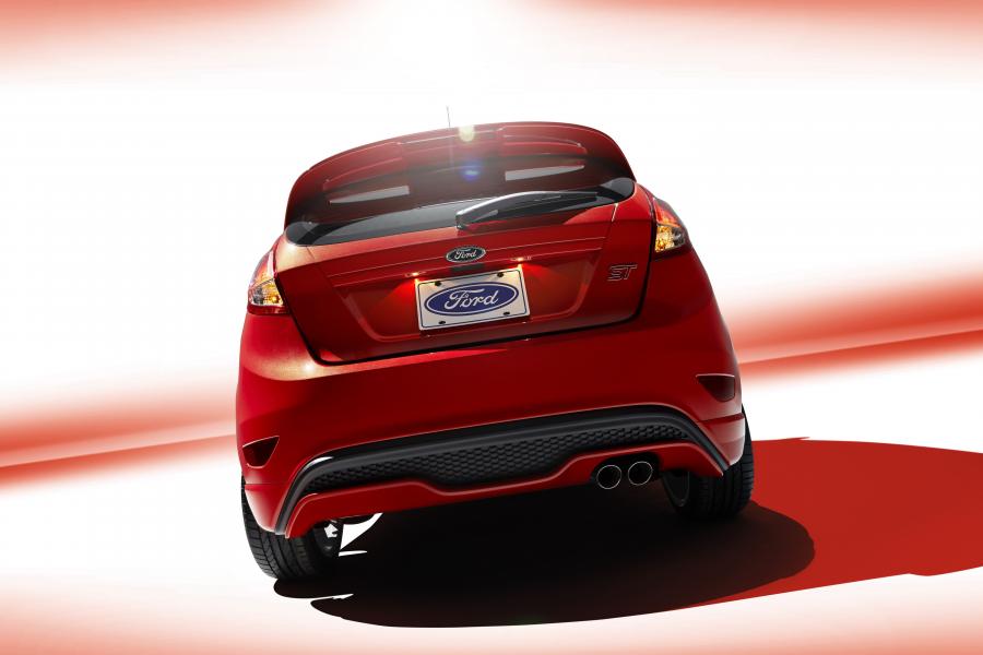  Ford Fiesta ST 2014 года  (US) (фото 70 из 78)